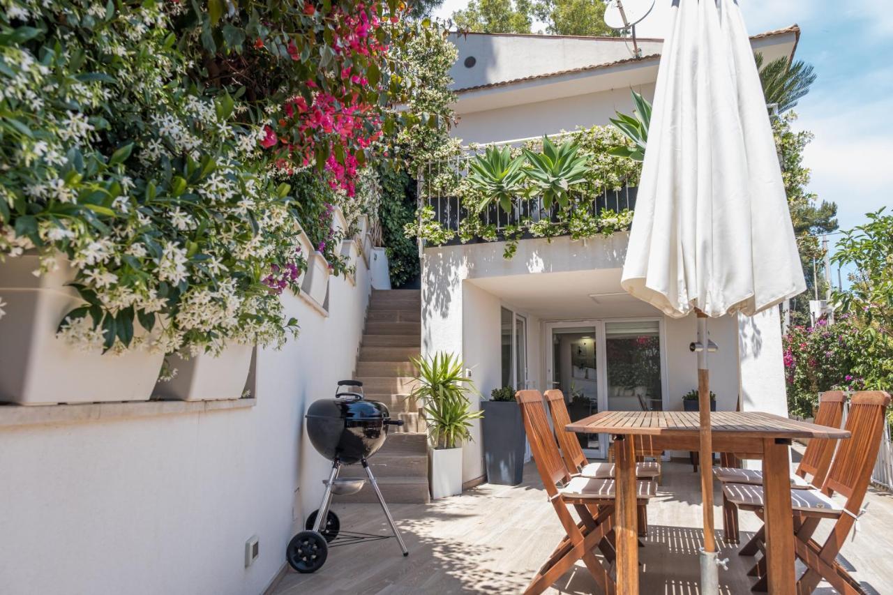 Teatro Apartments Mondello Palermo Ngoại thất bức ảnh
